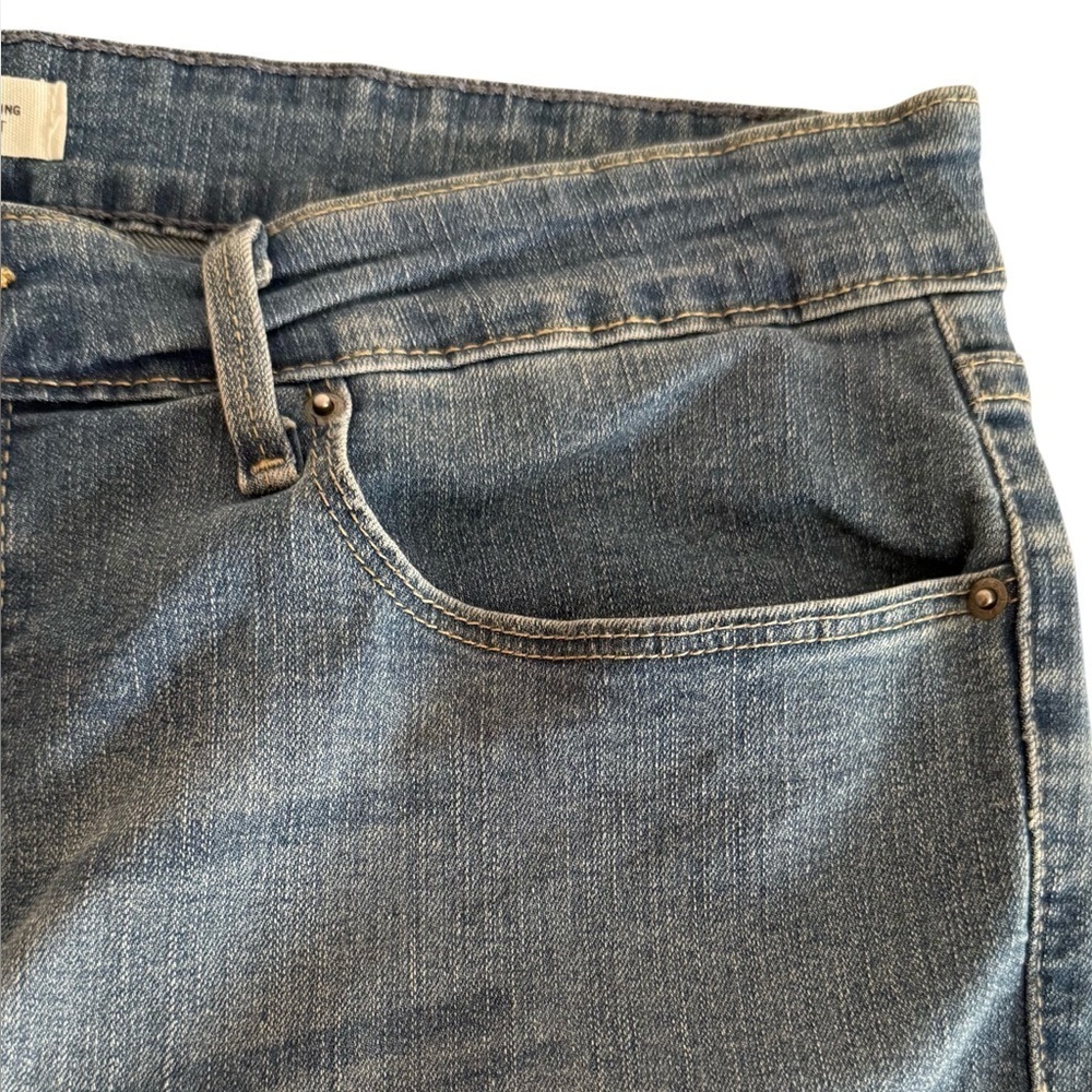 Levi Strauss and Co Signature Gold WaterLess Jeans - Picture 4 of 11